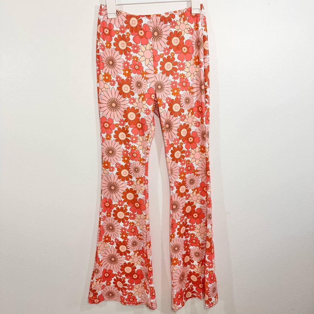 SHEIN Boho 70s-Inspired Floral Flare Pants – Medium / US 6